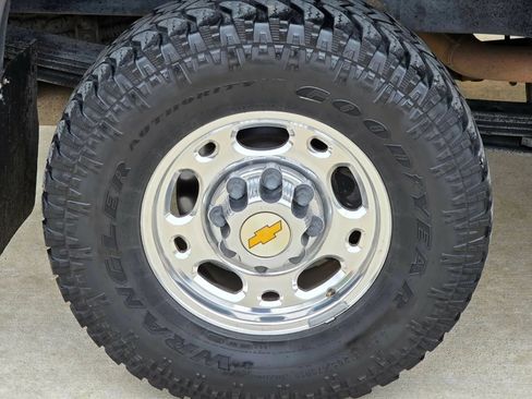 Used 2001 Chevrolet Silverado 2500 LS RWD image 27
