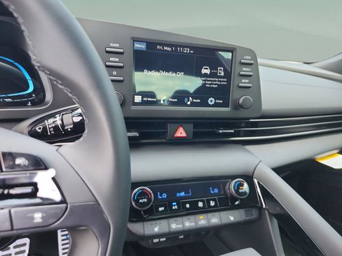 New 2026 Hyundai Elantra SEL Sport Premium FWD image 11