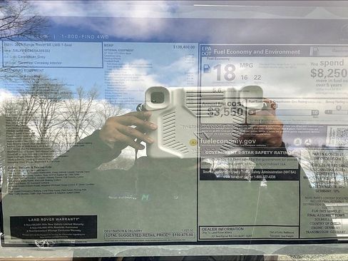 Used 2025 Land Rover Range Rover Long Wheelbase SE image 14