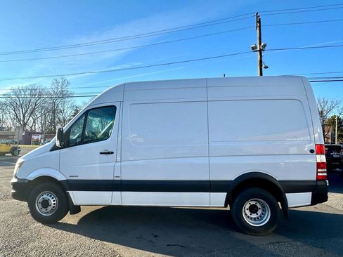 Used 2015 Mercedes-Benz Sprinter 3500 image 4