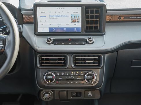 Used 2022 Ford Maverick Lariat w/ Lariat Luxury Package image 20