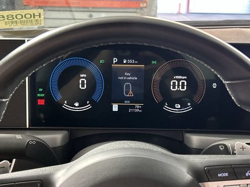 Used 2025 Hyundai Sonata SEL FWD image 15