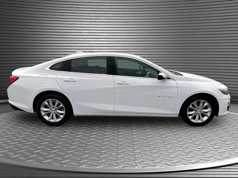 Used 2024 Chevrolet Malibu LT FWD image 8