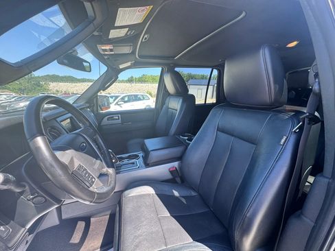 Used 2016 Ford Expedition Limited w/ Equipment Group 301A AWD/4WD image 20