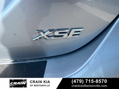 Used 2018 Toyota Camry XSE FWD image 7