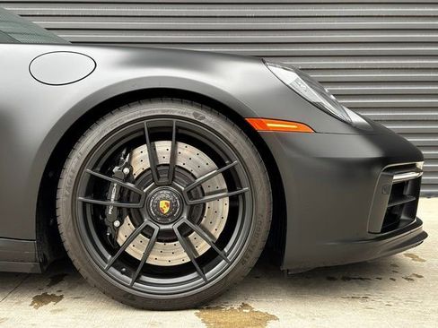 Certified 2022 Porsche 911 Carrera 4 GTS image 11