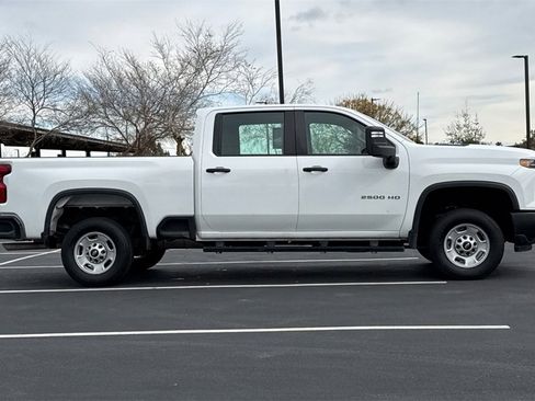 Used 2024 Chevrolet Silverado 2500 W/T w/ WT Fleet Convenience Package image 8