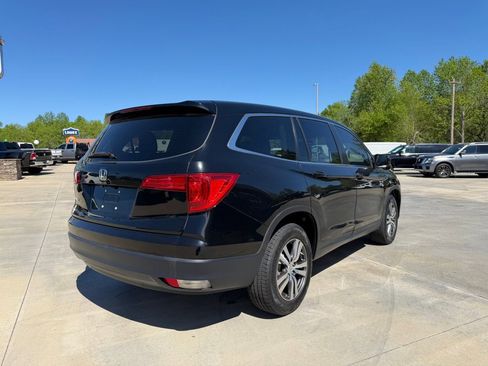 Used 2017 Honda Pilot EX-L image 4