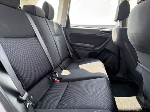 Used 2018 Subaru Forester 2.5i w/ Alloy Wheel Package image 24