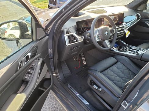 New 2026 BMW X7 xDrive40i w/ M Sport Package image 6
