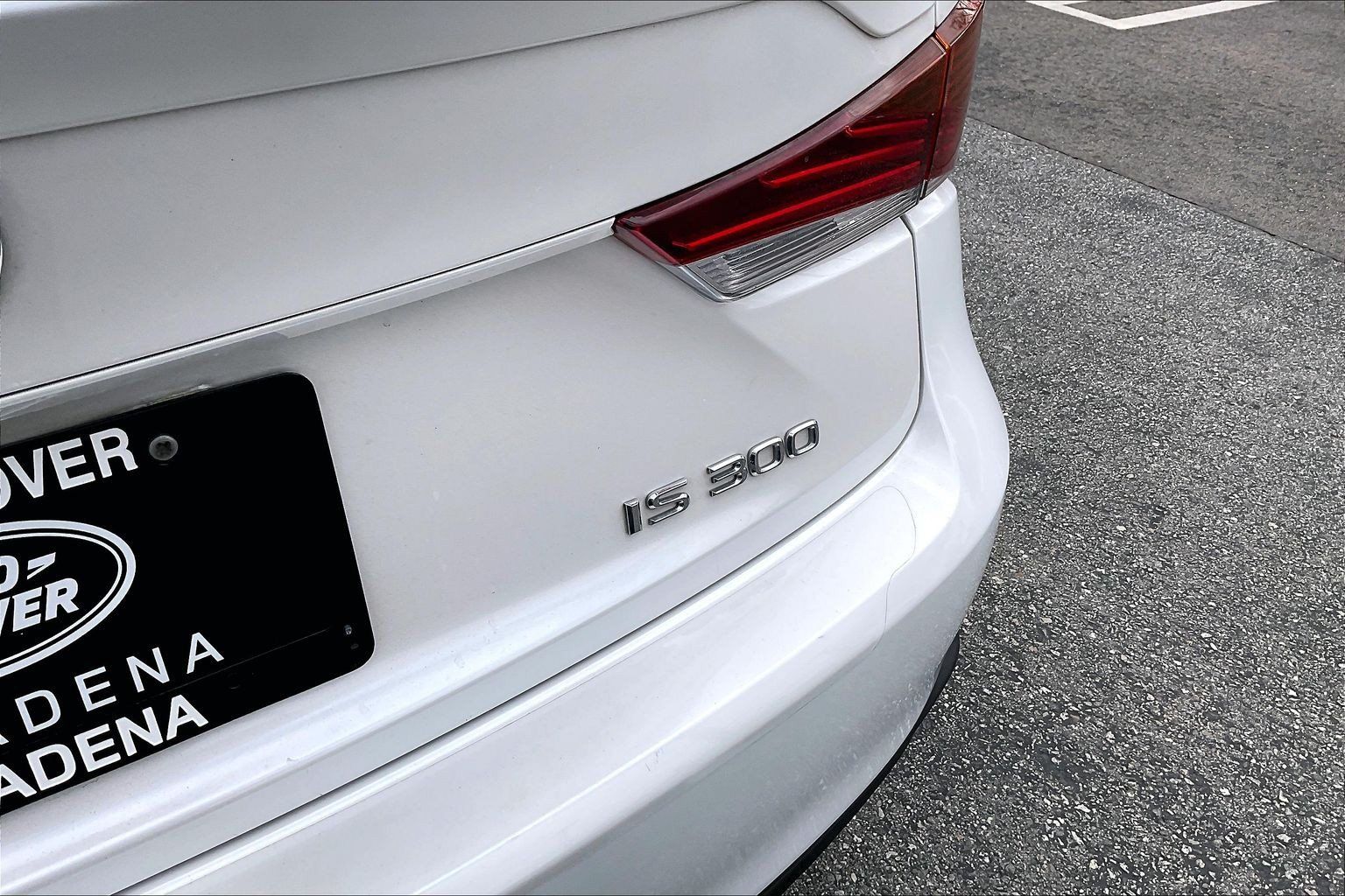 Used 2019 Lexus IS 300 RWD image 32