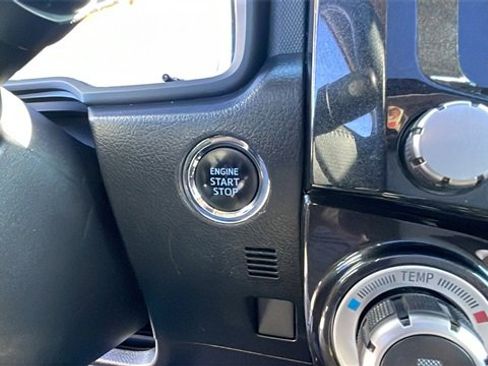 Used 2020 Toyota 4Runner Limited image 23