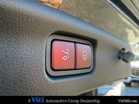 Certified 2023 Mercedes-Benz C 300 4MATIC Sedan image 25