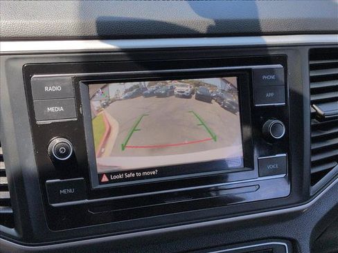 Certified 2023 Volkswagen Atlas Cross Sport SE FWD image 14