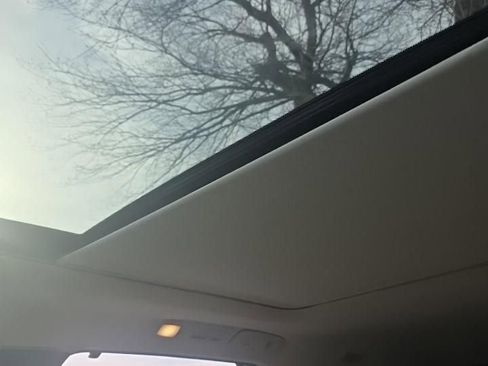 Used 2022 INFINITI QX60 Sensory w/ Vision Package AWD/4WD image 9