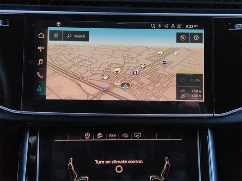 Used 2022 Audi Q8 Premium Plus image 17