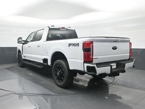 New 2026 Ford F250 Lariat w/ Black Appearance Package image 22