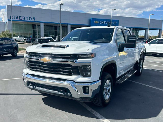 Used 2025 Chevrolet Silverado 2500 LT w/ Convenience Package AWD/4WD image 12