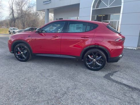 New 2024 Dodge Hornet R/T w/ Track Pack AWD/4WD image 9