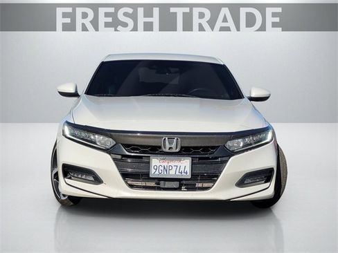 Used 2020 Honda Accord Sport image 2