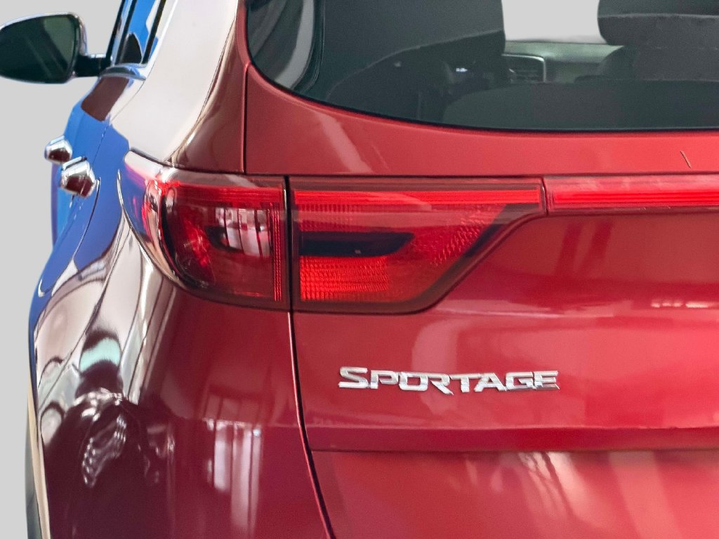 Used 2018 Kia Sportage EX w/ EX Premium Package AWD/4WD image 14
