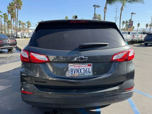 Used 2021 Chevrolet Equinox LS w/ LPO, Blackout Package FWD image 7
