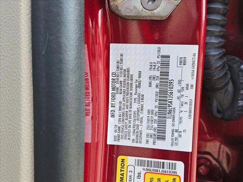 Used 2018 Lincoln Continental Select w/ Continental Climate Package image 27