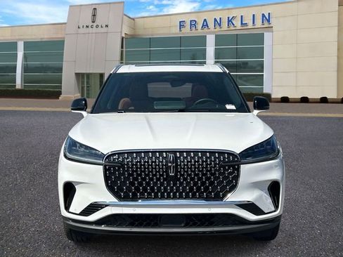 New 2026 Lincoln Aviator Reserve w/ Luxury Package AWD/4WD image 2
