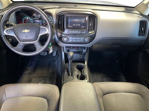 Used 2022 Chevrolet Colorado W/T w/ WT Convenience Package image 10