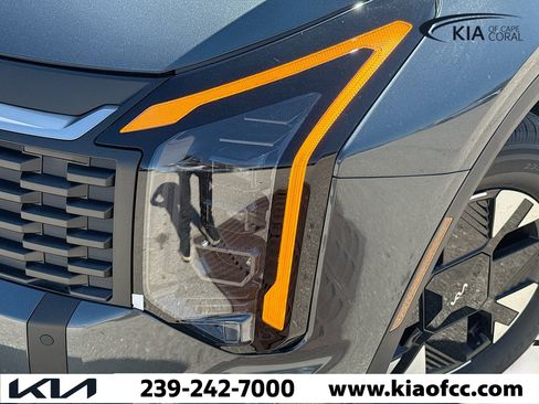 New 2026 Kia Sportage LX image 9