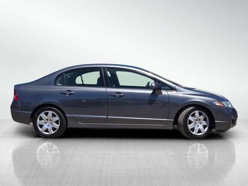 Used 2011 Honda Civic LX image 4