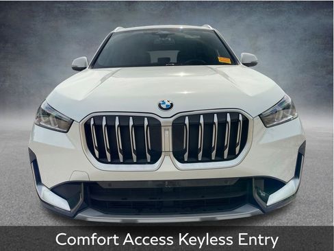 Used 2025 BMW X1 xDrive28i w/ Convenience Package AWD/4WD image 3