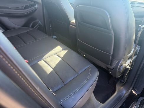 Used 2022 Buick Encore GX Essence w/ Advanced Technology Package image 17