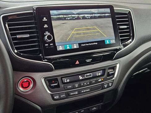 Certified 2025 Honda Ridgeline Sport+ image 14