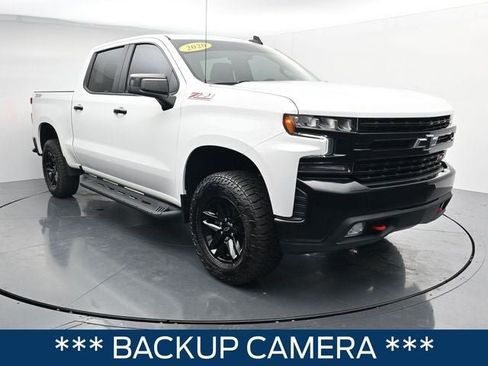 Used 2020 Chevrolet Silverado 1500 LT Trail Boss AWD/4WD image 2