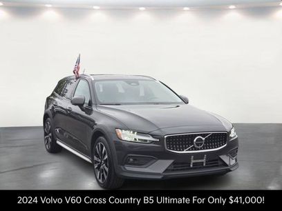 Used 2024 Volvo V60 B5 Cross Country Ultimate