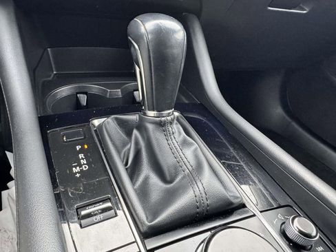 Used 2021 MAZDA MAZDA3 s image 23