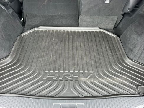 Used 2021 Honda HR-V Sport image 15