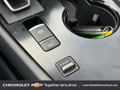 Used 2023 Nissan Rogue SV FWD image 19