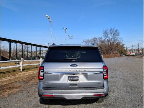 Used 2023 Ford Expedition Max Limited image 6