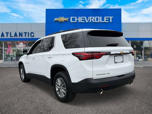 Certified 2023 Chevrolet Traverse LT image 4