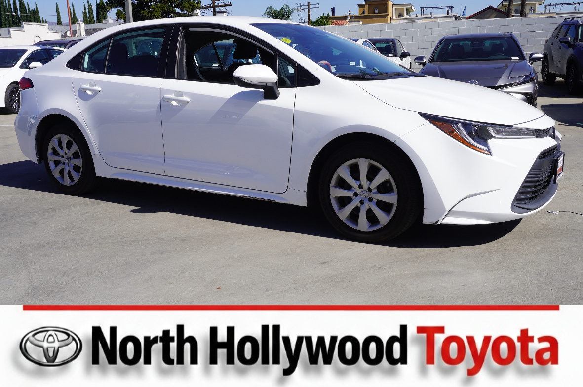Used 2024 Toyota Corolla LE FWD image 1