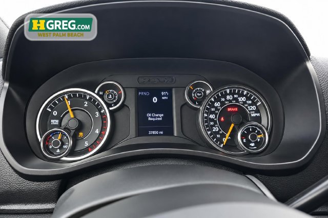 Used 2022 RAM 2500 Tradesman w/ Chrome Appearance Group AWD/4WD image 15