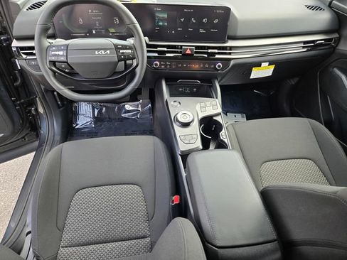 New 2026 Kia Sportage LX FWD image 19