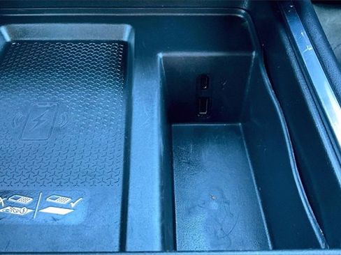 Used 2025 GMC Acadia Elevation image 23