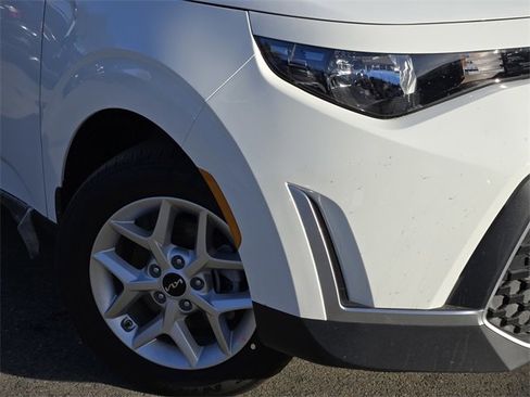 New 2025 Kia Soul S image 3