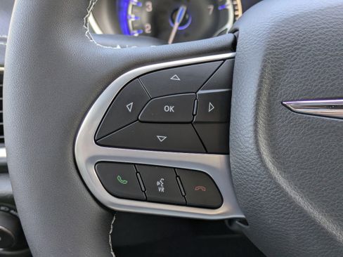 New 2026 Chrysler Pacifica Limited FWD image 20