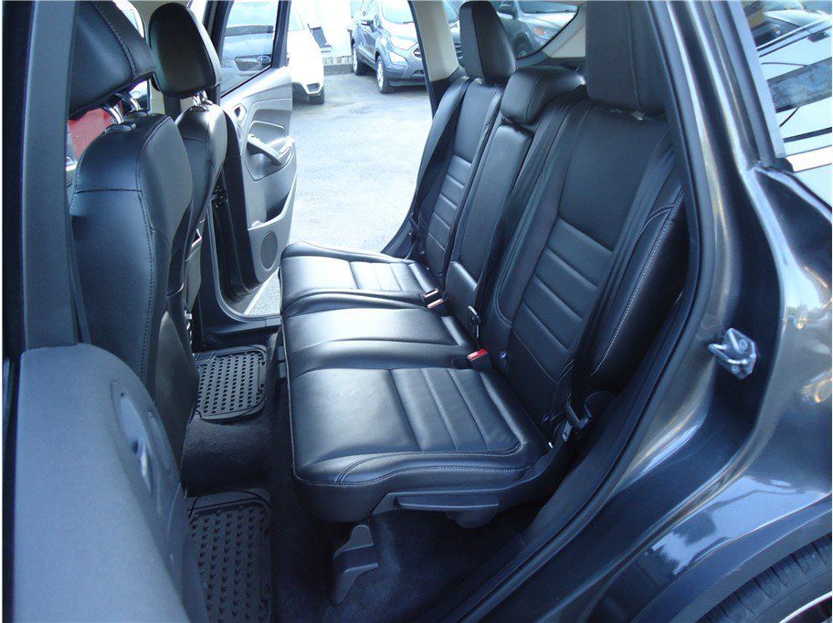 Used 2016 Ford Escape SE w/ SE Leather Comfort Package FWD image 13