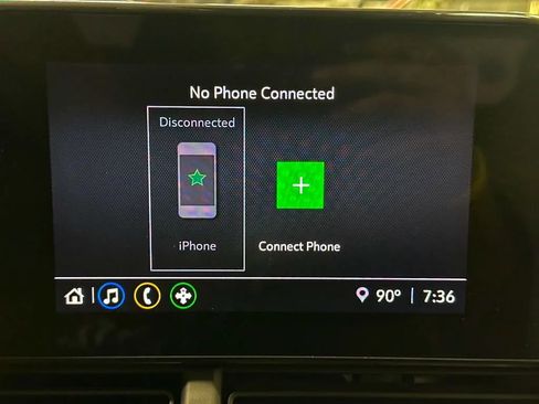 Used 2025 Chevrolet Trax LS FWD image 36