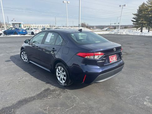 Used 2023 Toyota Corolla LE image 7
